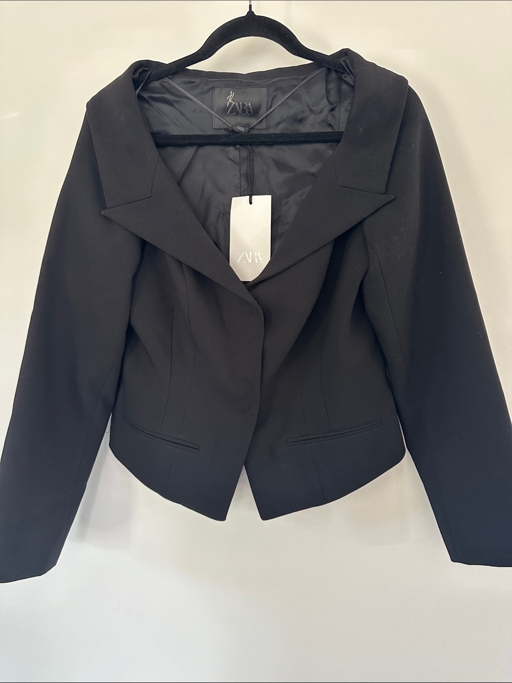 Zara Black Fitted Women's Blazer